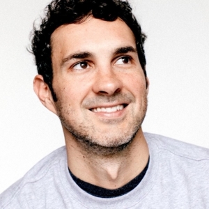 Comedian Mark Normand Added To Summer Line-Up at Clubhouse Hamptons