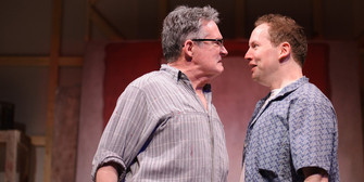 Review: RED at The Schoolhouse Theater Photo